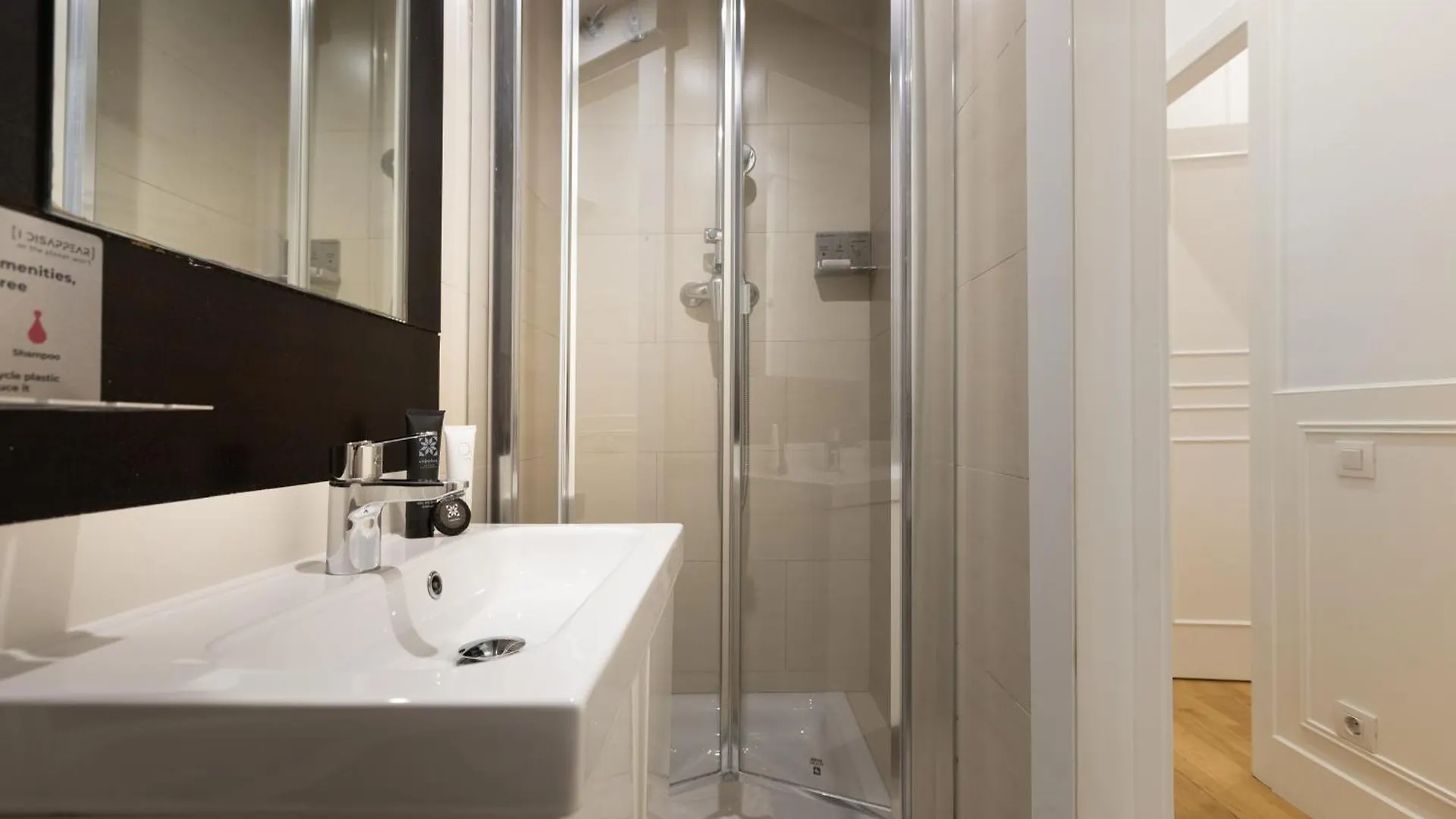 Enjoybcn Coliseum Apartments Barcelona