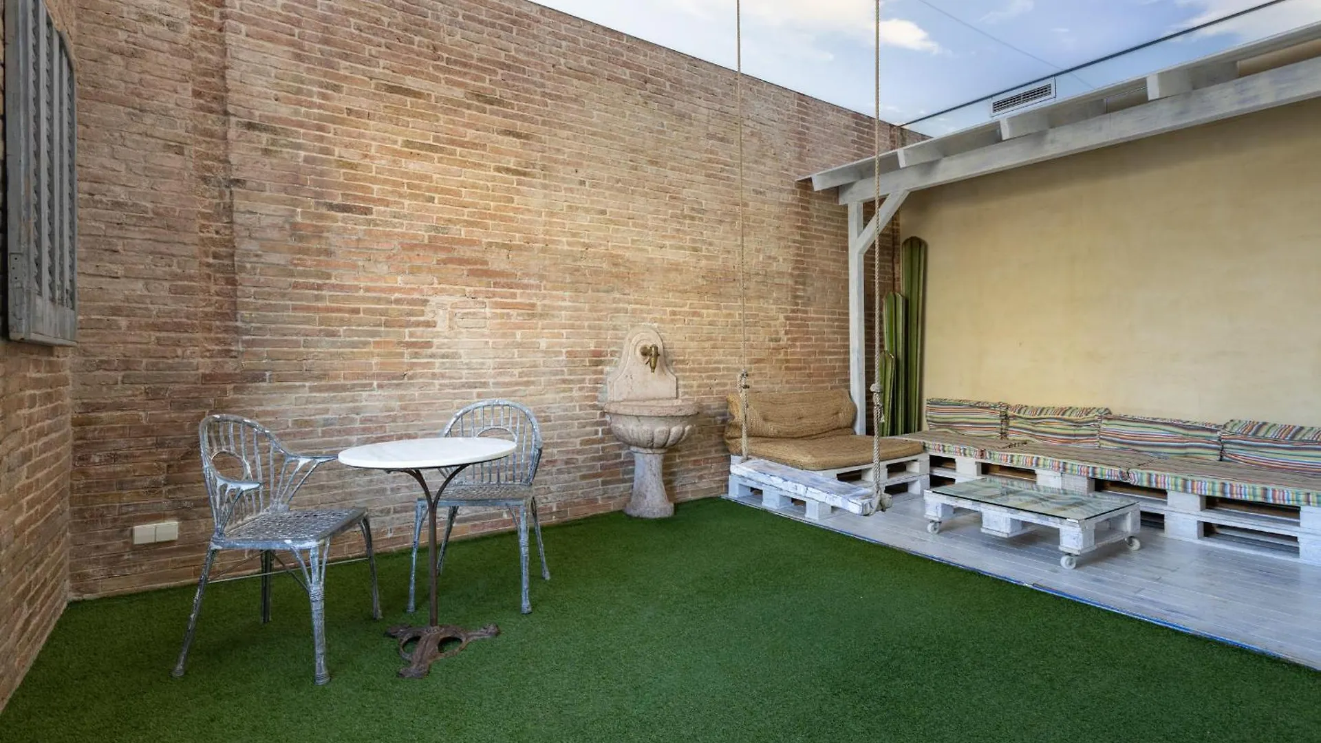 Enjoybcn Coliseum Apartments Barcelona