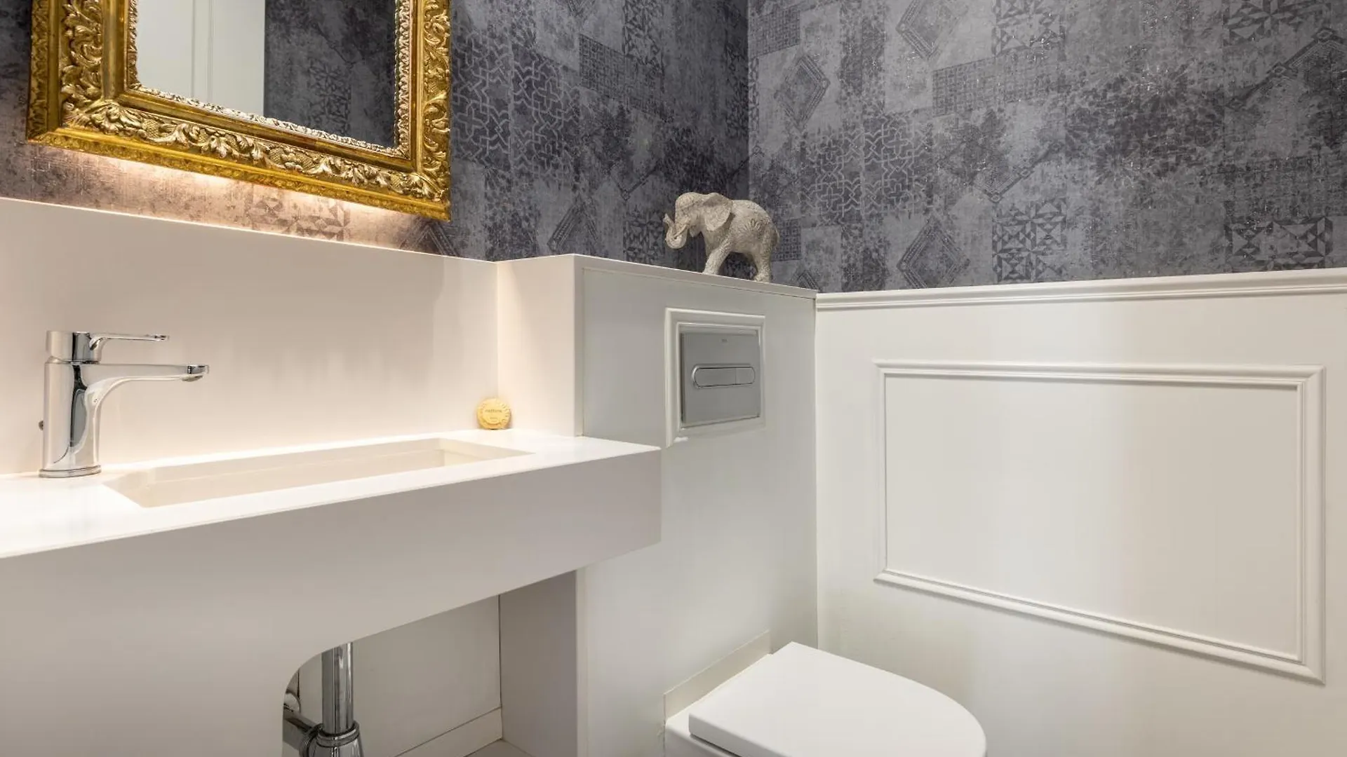 Enjoybcn Coliseum Apartments Barcelona Spanien